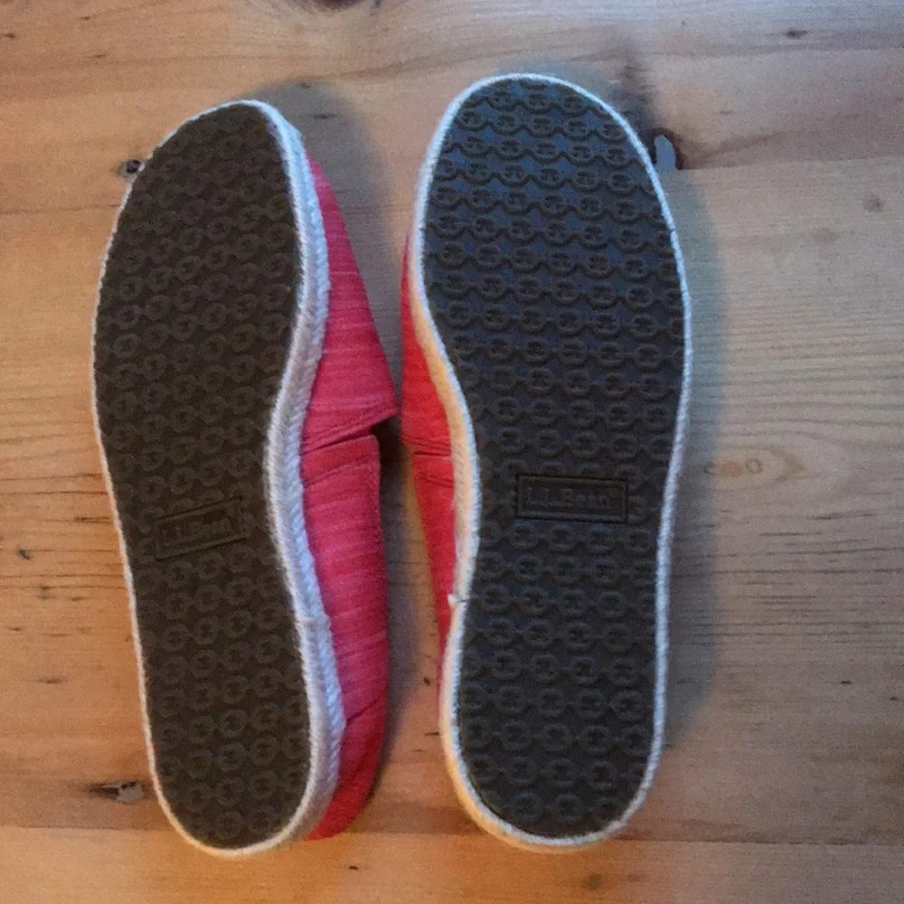L.L.Bean pink flat espadrilles 8